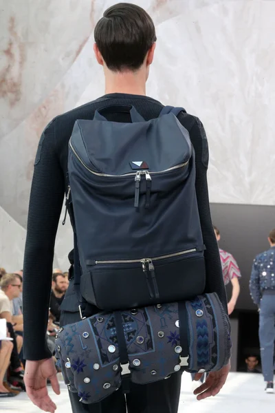 Look 51